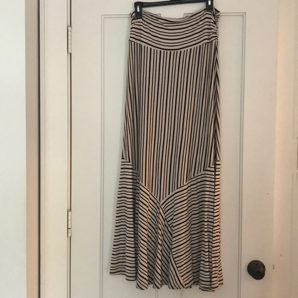 Maeve Black/White Maxi Skirt (Anthropologie)